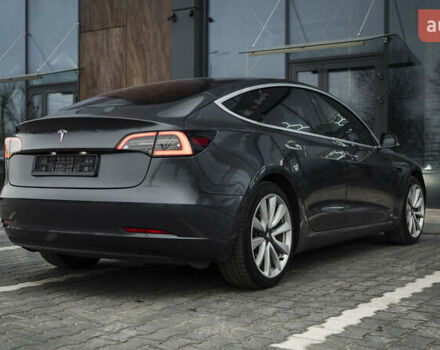 Сірий Тесла Модель 3, об'ємом двигуна 0 л та пробігом 150 тис. км за 19000 $, фото 17 на Automoto.ua