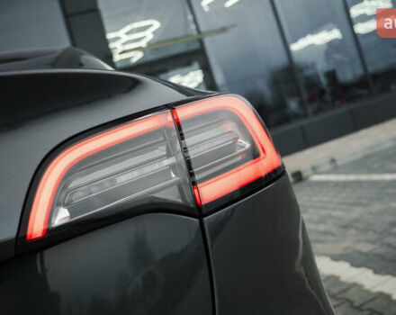 Сірий Тесла Модель 3, об'ємом двигуна 0 л та пробігом 150 тис. км за 19000 $, фото 19 на Automoto.ua