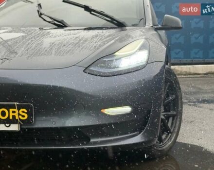Серый Тесла Модель 3, объемом двигателя 0 л и пробегом 162 тыс. км за 13999 $, фото 9 на Automoto.ua