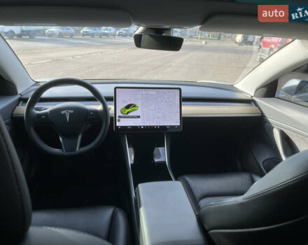 Серый Тесла Модель 3, объемом двигателя 0 л и пробегом 59 тыс. км за 16000 $, фото 6 на Automoto.ua