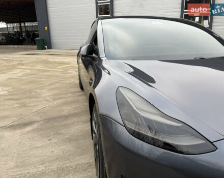 Серый Тесла Модель 3, объемом двигателя 0 л и пробегом 155 тыс. км за 17999 $, фото 6 на Automoto.ua