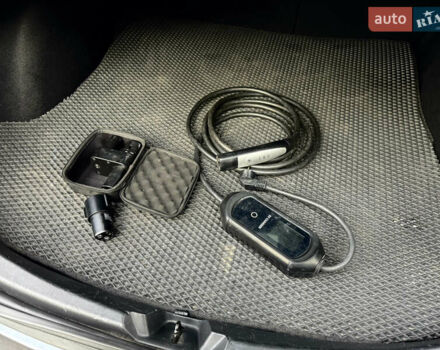 Серый Тесла Модель 3, объемом двигателя 0 л и пробегом 270 тыс. км за 14700 $, фото 17 на Automoto.ua