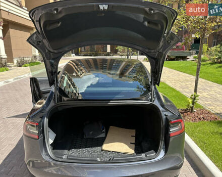 Серый Тесла Модель 3, объемом двигателя 0 л и пробегом 90 тыс. км за 17600 $, фото 40 на Automoto.ua