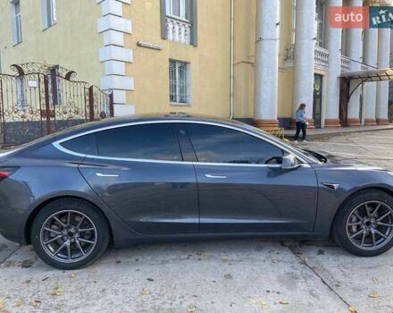 Серый Тесла Модель 3, объемом двигателя 0 л и пробегом 130 тыс. км за 17000 $, фото 7 на Automoto.ua