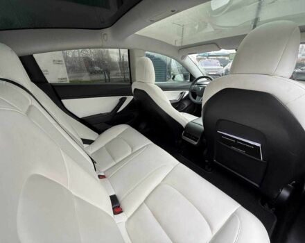 Сірий Тесла Модель 3, об'ємом двигуна 0 л та пробігом 200 тис. км за 11900 $, фото 5 на Automoto.ua