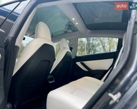 Сірий Тесла Модель 3, об'ємом двигуна 3.24 л та пробігом 154 тис. км за 17800 $, фото 7 на Automoto.ua