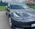 Серый Тесла Модель 3, объемом двигателя 0 л и пробегом 122 тыс. км за 15500 $, фото 1 на Automoto.ua