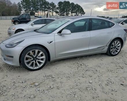 Серый Тесла Модель 3, объемом двигателя 0 л и пробегом 86 тыс. км за 11015 $, фото 1 на Automoto.ua