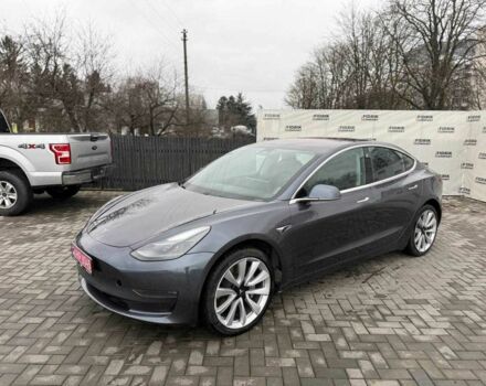 Сірий Тесла Модель 3, об'ємом двигуна 0 л та пробігом 170 тис. км за 12900 $, фото 1 на Automoto.ua