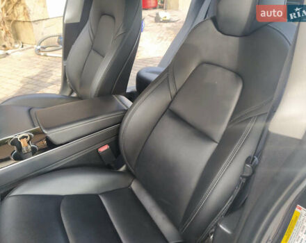 Серый Тесла Модель 3, объемом двигателя 0 л и пробегом 166 тыс. км за 16500 $, фото 7 на Automoto.ua