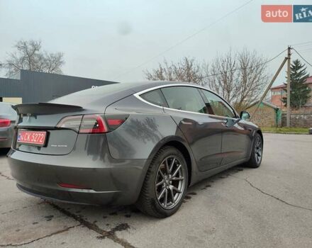 Сірий Тесла Модель 3, об'ємом двигуна 0 л та пробігом 188 тис. км за 15900 $, фото 2 на Automoto.ua