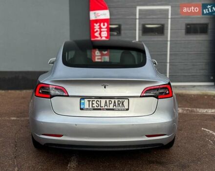 Сірий Тесла Модель 3, об'ємом двигуна 0 л та пробігом 140 тис. км за 17999 $, фото 8 на Automoto.ua