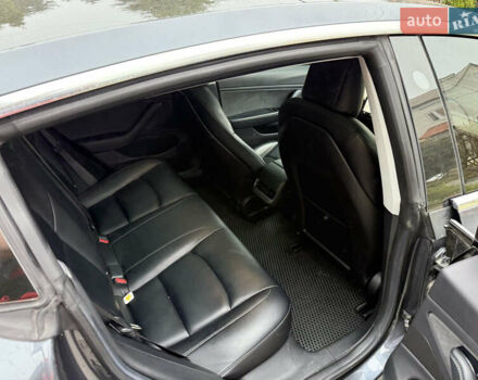 Сірий Тесла Модель 3, об'ємом двигуна 0 л та пробігом 91 тис. км за 16650 $, фото 13 на Automoto.ua