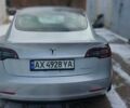 Серый Тесла Модель 3, объемом двигателя 0 л и пробегом 68 тыс. км за 18997 $, фото 5 на Automoto.ua