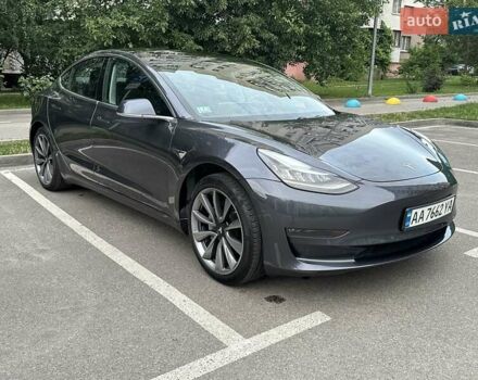 Серый Тесла Модель 3, объемом двигателя 0 л и пробегом 67 тыс. км за 19300 $, фото 10 на Automoto.ua