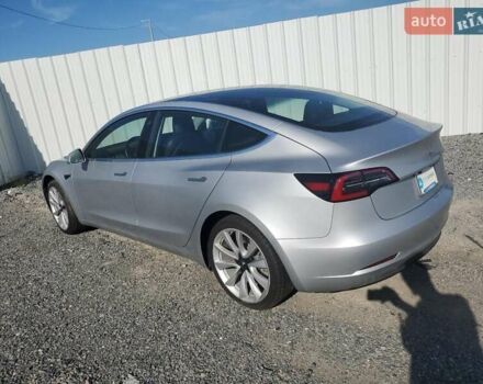 Серый Тесла Модель 3, объемом двигателя 0 л и пробегом 144 тыс. км за 5490 $, фото 1 на Automoto.ua