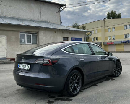 Серый Тесла Модель 3, объемом двигателя 0 л и пробегом 107 тыс. км за 16500 $, фото 15 на Automoto.ua