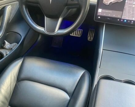 Сірий Тесла Модель 3, об'ємом двигуна 0 л та пробігом 133 тис. км за 17200 $, фото 7 на Automoto.ua