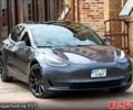 Серый Тесла Модель 3, объемом двигателя 63 л и пробегом 150 тыс. км за 15999 $, фото 1 на Automoto.ua