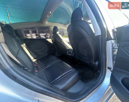 Серый Тесла Модель 3, объемом двигателя 0 л и пробегом 133 тыс. км за 17500 $, фото 16 на Automoto.ua