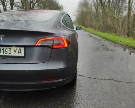 Серый Тесла Модель 3, объемом двигателя 0 л и пробегом 144 тыс. км за 16500 $, фото 28 на Automoto.ua