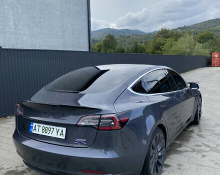 Тесла Модель 3 2018 в Ивано-Франковске на Automoto.ua Серый Тесла Модель 3, объемом двигателя 0 л и пробегом 119 тыс. км за 16999 $, фото 11 на Automoto.ua
