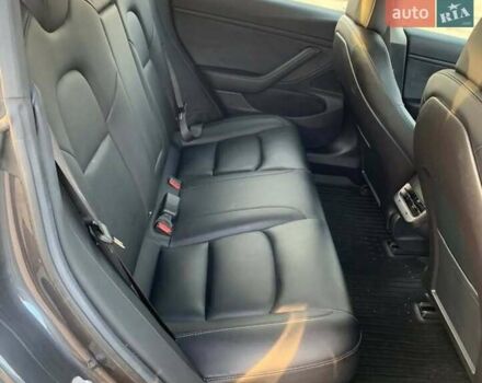 Серый Тесла Модель 3, объемом двигателя 0 л и пробегом 135 тыс. км за 18300 $, фото 9 на Automoto.ua