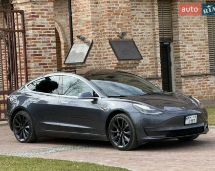 Серый Тесла Модель 3, объемом двигателя 0 л и пробегом 152 тыс. км за 16400 $, фото 6 на Automoto.ua