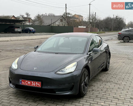 Сірий Тесла Модель 3, об'ємом двигуна 0 л та пробігом 225 тис. км за 13750 $, фото 2 на Automoto.ua