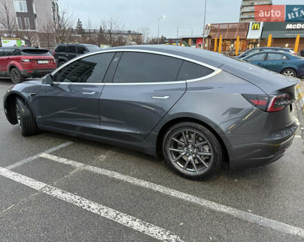 Сірий Тесла Модель 3, об'ємом двигуна 0 л та пробігом 137 тис. км за 22700 $, фото 11 на Automoto.ua