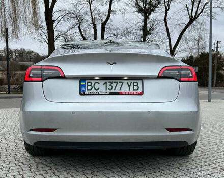 Сірий Тесла Модель 3, об'ємом двигуна 0 л та пробігом 167 тис. км за 18500 $, фото 6 на Automoto.ua