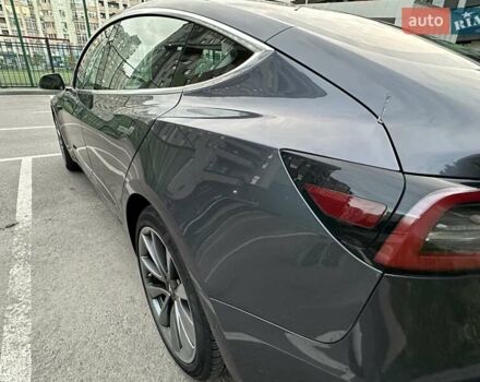 Серый Тесла Модель 3, объемом двигателя 0 л и пробегом 67 тыс. км за 19300 $, фото 11 на Automoto.ua
