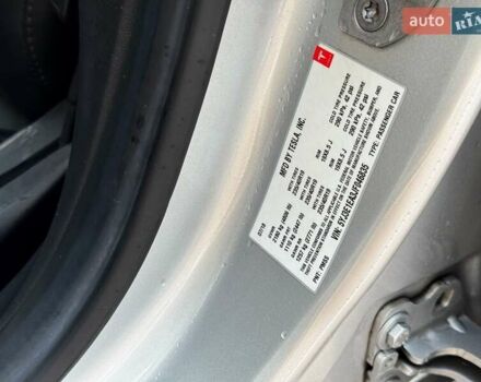 Сірий Тесла Модель 3, об'ємом двигуна 0 л та пробігом 140 тис. км за 17999 $, фото 25 на Automoto.ua