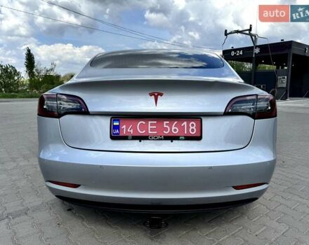 Тесла Модель 3 2018 у Львові на Automoto.ua Сірий Тесла Модель 3, об'ємом двигуна 0 л та пробігом 95 тис. км за 19400 $, фото 5 на Automoto.ua