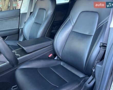 Сірий Тесла Модель 3, об'ємом двигуна 0 л та пробігом 151 тис. км за 15000 $, фото 9 на Automoto.ua