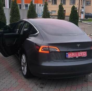 Сірий Тесла Модель 3, об'ємом двигуна 0 л та пробігом 179 тис. км за 15900 $, фото 6 на Automoto.ua