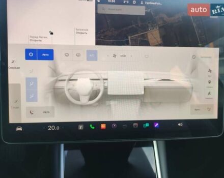 Сірий Тесла Модель 3, об'ємом двигуна 0 л та пробігом 69 тис. км за 19000 $, фото 51 на Automoto.ua