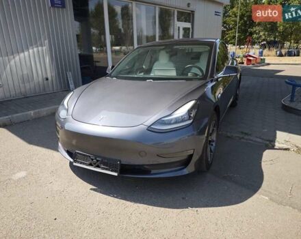 Сірий Тесла Модель 3, об'ємом двигуна 0 л та пробігом 157 тис. км за 16900 $, фото 1 на Automoto.ua