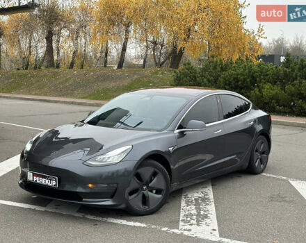 Сірий Тесла Модель 3, об'ємом двигуна 0 л та пробігом 150 тис. км за 13999 $, фото 2 на Automoto.ua