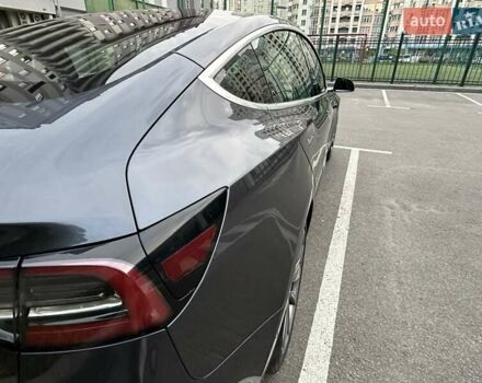Серый Тесла Модель 3, объемом двигателя 0 л и пробегом 67 тыс. км за 19300 $, фото 12 на Automoto.ua