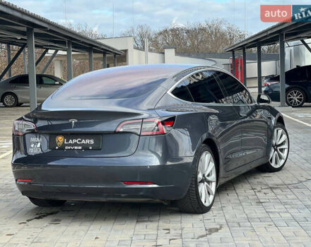 Серый Тесла Модель 3, объемом двигателя 0 л и пробегом 250 тыс. км за 15000 $, фото 3 на Automoto.ua