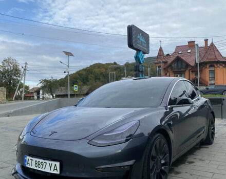 Тесла Модель 3 2018 в Надворной на Automoto.ua Серый Тесла Модель 3, объемом двигателя 0 л и пробегом 120 тыс. км за 19200 $, фото 9 на Automoto.ua