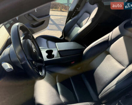 Серый Тесла Модель 3, объемом двигателя 0 л и пробегом 67 тыс. км за 18000 $, фото 7 на Automoto.ua