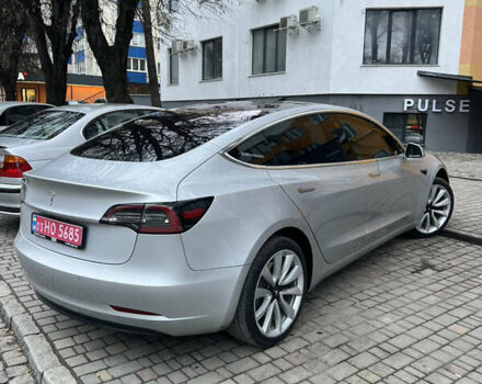 Серый Тесла Модель 3, объемом двигателя 0 л и пробегом 235 тыс. км за 14200 $, фото 13 на Automoto.ua