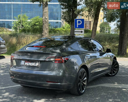 Тесла Модель 3 2018 в Киеве на Automoto.ua Серый Тесла Модель 3, объемом двигателя 0 л и пробегом 82 тыс. км за 18499 $, фото 5 на Automoto.ua