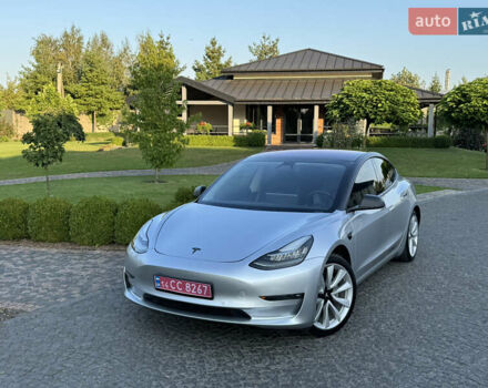 Серый Тесла Модель 3, объемом двигателя 0 л и пробегом 84 тыс. км за 17400 $, фото 1 на Automoto.ua