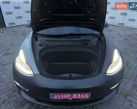 Серый Тесла Модель 3, объемом двигателя 0 л и пробегом 133 тыс. км за 12400 $, фото 8 на Automoto.ua