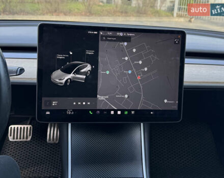 Серый Тесла Модель 3, объемом двигателя 0 л и пробегом 270 тыс. км за 14700 $, фото 21 на Automoto.ua