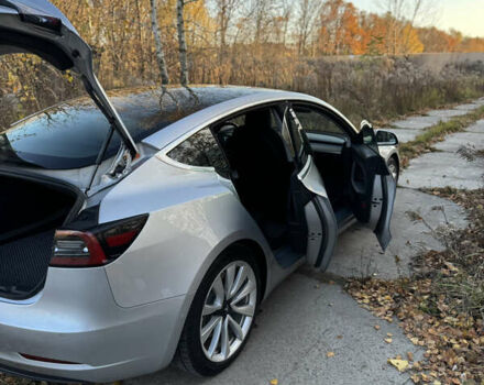 Серый Тесла Модель 3, объемом двигателя 0 л и пробегом 138 тыс. км за 17300 $, фото 8 на Automoto.ua