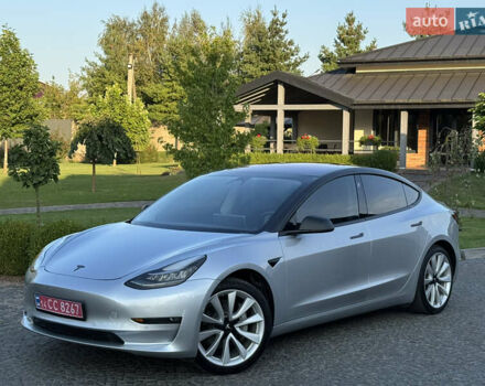 Серый Тесла Модель 3, объемом двигателя 0 л и пробегом 84 тыс. км за 17400 $, фото 20 на Automoto.ua